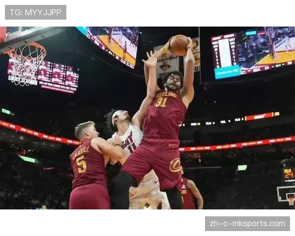 热火进攻节奏提速 场均进攻回合耗时仅12.6秒 热火进攻节奏提速 场均进攻回合耗时仅12.6秒