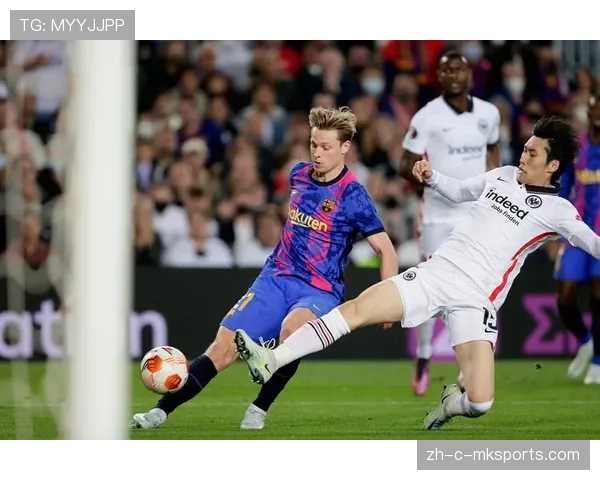 法兰克福日本国脚镰田大地恢复合练 有望缓解德甲球队中场人荒